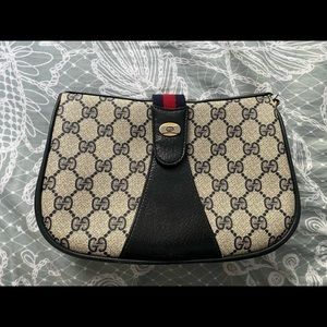 Rare vintage Gucci crossbody